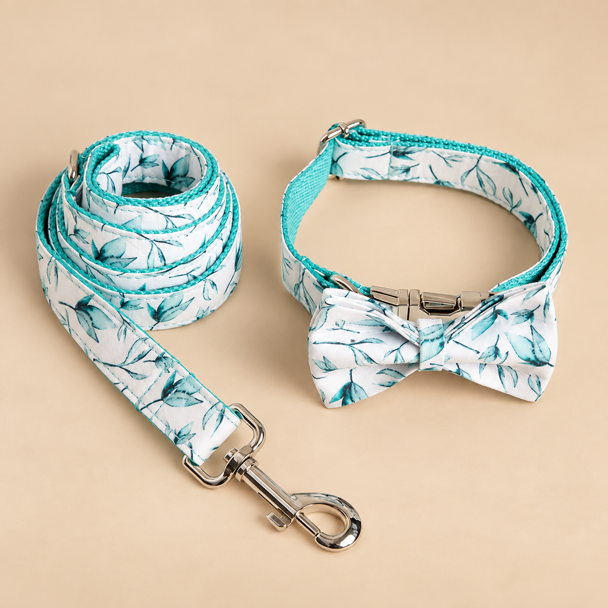 Blue and white leafy pet collar and lead
